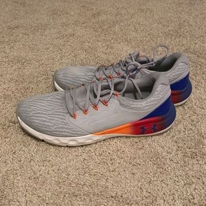 Size 14 Under Armour shoes